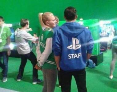 《遊戲界的羅密歐與茱麗葉》所以要把Xbox One跟PS4送作堆了嗎？