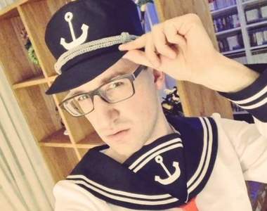 變態瑞士人的《2015年動畫回顧》動畫看到走火入魔就會變成這副模樣？