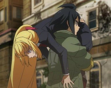 《比公主抱更有效率的米袋抱法》被抱的人可能要有必死的覺悟