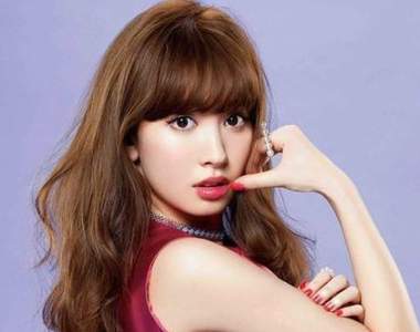 《讓指甲油快乾的方式》除了用嘴吹乾外還有哪些招可用？