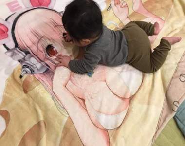 《巨乳價值觀要從小培養》索尼子繪師津路参汰給孩子的菁英教育