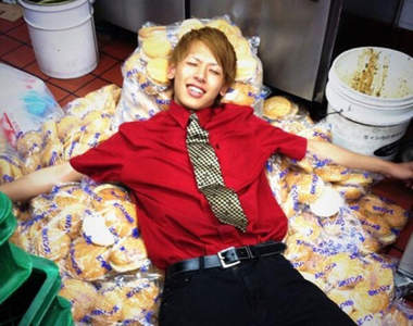 《速食店員工大揭秘》7個曾經發生過的恐怖(噁心)事件