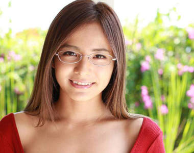 《寫真夜現場》最強美乳30人粉嫩下卷完整大揭曉