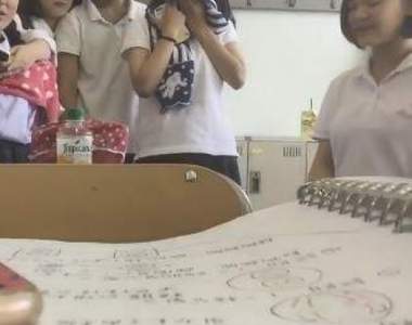 悲鳴注意《女高中生的恐怖故事》我為什麼要沒事看這個啦啊啊啊