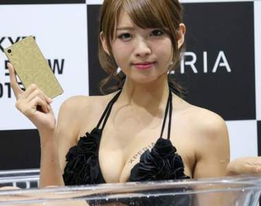 《Xperia美女澡堂》東京電玩展早瀬あや又下去泡澡惹❤❤❤