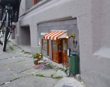 《路邊老鼠小店》還真的會有客鼠上門光顧耶♪