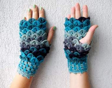 《龍鱗針織手套》讓你感覺雙手長出了能禦寒的夢幻彩色鱗片