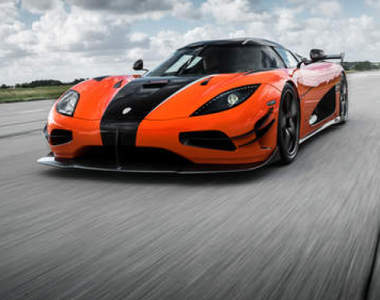 馬力1160匹《Koenigsegg Agera XS》新大陸首發超威風