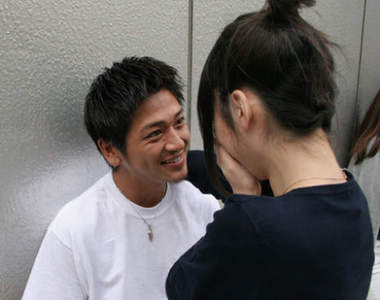 《搭訕必成功開場白》不被打槍反而能得到親切回應的是？