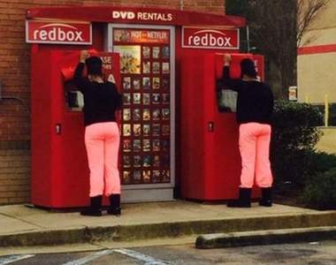 《說撞衫不如說撞人的巧合》不要以為我不知道你們都會影分身之術