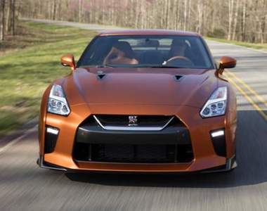 馬力565匹《Nissan GT-R》新年式東瀛戰神再進化