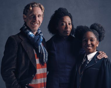 哈利波特舞台劇《被詛咒的孩子》榮恩妙麗馬份家庭登場