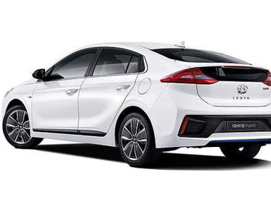 熱騰騰《Hyundai IONIQ》原來屁屁是長這樣啊