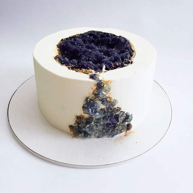 《水晶洞蛋糕》視覺與味覺兼具的神祕礦物之美 - 圖片8
