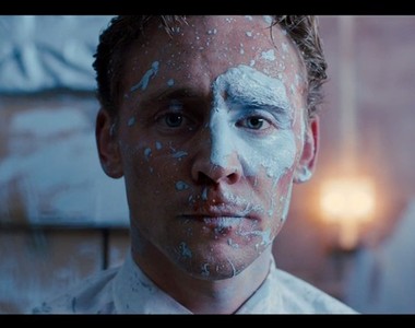 湯姆希德斯頓《摩天大樓》歡迎你入住最完美的大廈...