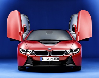 《BMW i8 Protonic Red Edition》期間限定紅通通