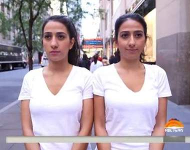 街頭實驗《讓雙胞胎驗證便宜化妝品跟昂貴化妝品的差別》想不到大家都選......