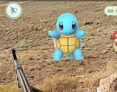 《Pokemon Go轟動世界》連特種部隊跟警察也都淪陷了(•̀ω•́ )ゝ✧
