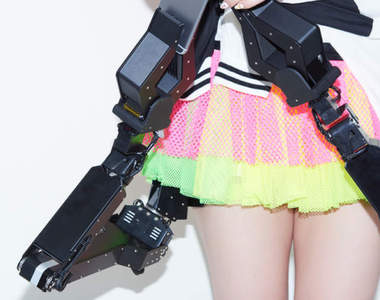 《機械臂絕對領域》機械人與裙底的完美結合