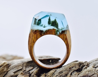 每只都是獨一無二的《木製戒指》裡面還有一座迷你森林哦～