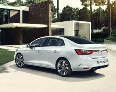 四代目《Renault Megane Sedan》房車身段也有型