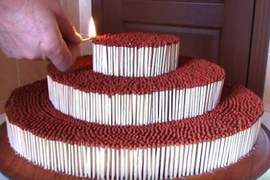 《燃燒大量火柴》的謎樣YouTube帳號 雖然有趣但還真的只有燒火柴