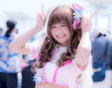 灰姑娘女孩《COSPLAY走光露毛風波》這位COSER應對的EQ真是高……