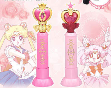 《美少女戰士印章盒》放在桌上閃閃發光呢～