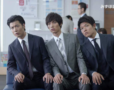 《女生喜歡男生穿西裝的理由》就是莫名視線被吸引的中邪感啊ww（喂）