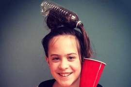 瘋狂頭髮日《最流行的瘋狂髮型》這節日也看得出兒童潮流趨勢（？）