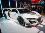 2017年出征《Acura NSX GT3》後驅身手上賽道 2017年出征《Acura NSX GT3》後驅身手上賽道