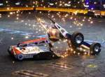 《BattleBots》機器人大擂臺男人就愛金屬與金屬的碰撞〝啪啪啪〞 《BattleBots》機器人大擂臺男人就愛金屬與金屬的碰撞〝啪啪啪〞