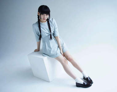 《美少女GG寫真集》しらい想要捕捉自己20歲美麗的死亡身影