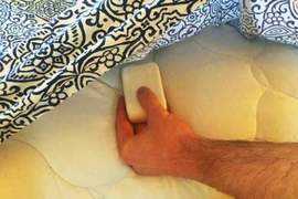 驚奇《把香皂放在床單下的神奇功用》讓你夜晚越夜越......