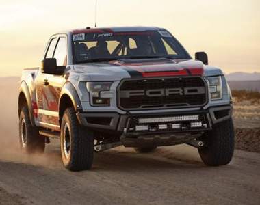 2017年式《Ford F-150 Raptor Race》沙場戰將好身手