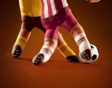 《創意手部彩繪》加上感覺幾乎要抽筋的手部動作才能如此逼真XD