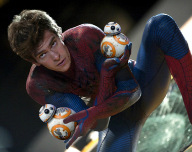 惡搞新風潮《帥哥抱BB-8》我也要當機器人（滾）