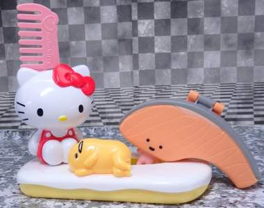 可愛寵物日常《快樂兒童餐玩具的妙用》倉鼠也會愛上麥當勞……