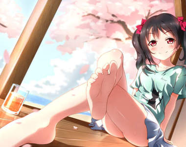 《變態足控漫畫精選》味道濃厚的腳底與鞋子 你想要舔哪一個？