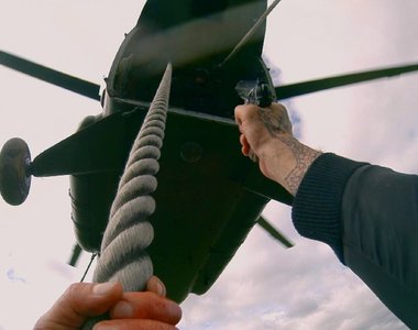 全篇第一人稱《超狂亨利》享受大螢幕打爆別人的快樂