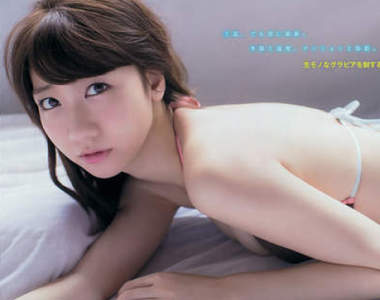 《柏木由紀性感寫真二連發》夏天就是要來看一下養眼的比基尼壓❤