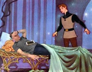 《累趴的CEO被員工PS》以後就算要用牙籤撐眼皮也絕對不敢睡惹www