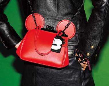 限量發售《DisneyXCOACH》聯名包款 誰說童話就不能走精品風?