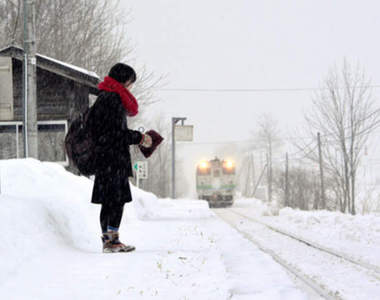 《只有一個乘客的無人車站》隨著女高中生的畢業也將同時廢止...