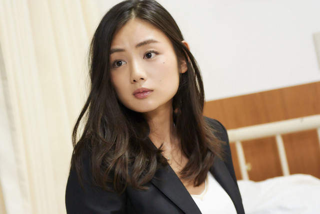 森川彩香 教科書沒教的事 真人版令人臉紅心跳的師生戀要搬上大銀幕啦