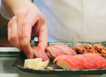 日本大阪出現《疑似歧視外國人的壽司店》不是日本人給「芥末爆彈」嗆的你眼淚直直流 日本大阪出現《疑似歧視外國人的壽司店》不是日本人給「芥末爆彈」嗆的你眼淚直直流