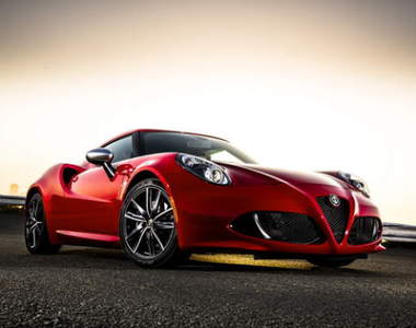 2016年式《Alfa Romeo 4C》揪竟多了什麼好料呢?