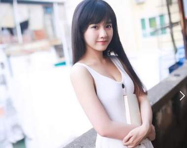 《越南奶茶妹》Trinnie喝飲料的樣子還真可愛