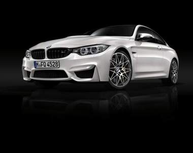 馬力450匹《BMW M4 Coupe》熱血Competition套件上身