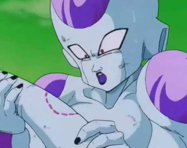 《白目網友的深夜大冒險》扮成弗利沙去買衛生棉 不怕被警察抓走嗎……